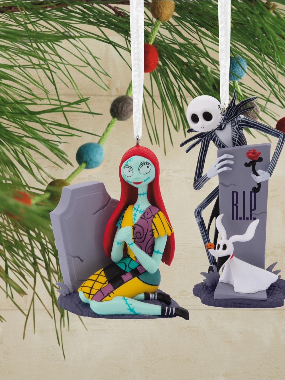 Disney Tim Burton's The Nightmare Before Christmas Jack & Sally W/ Tombstone NEW